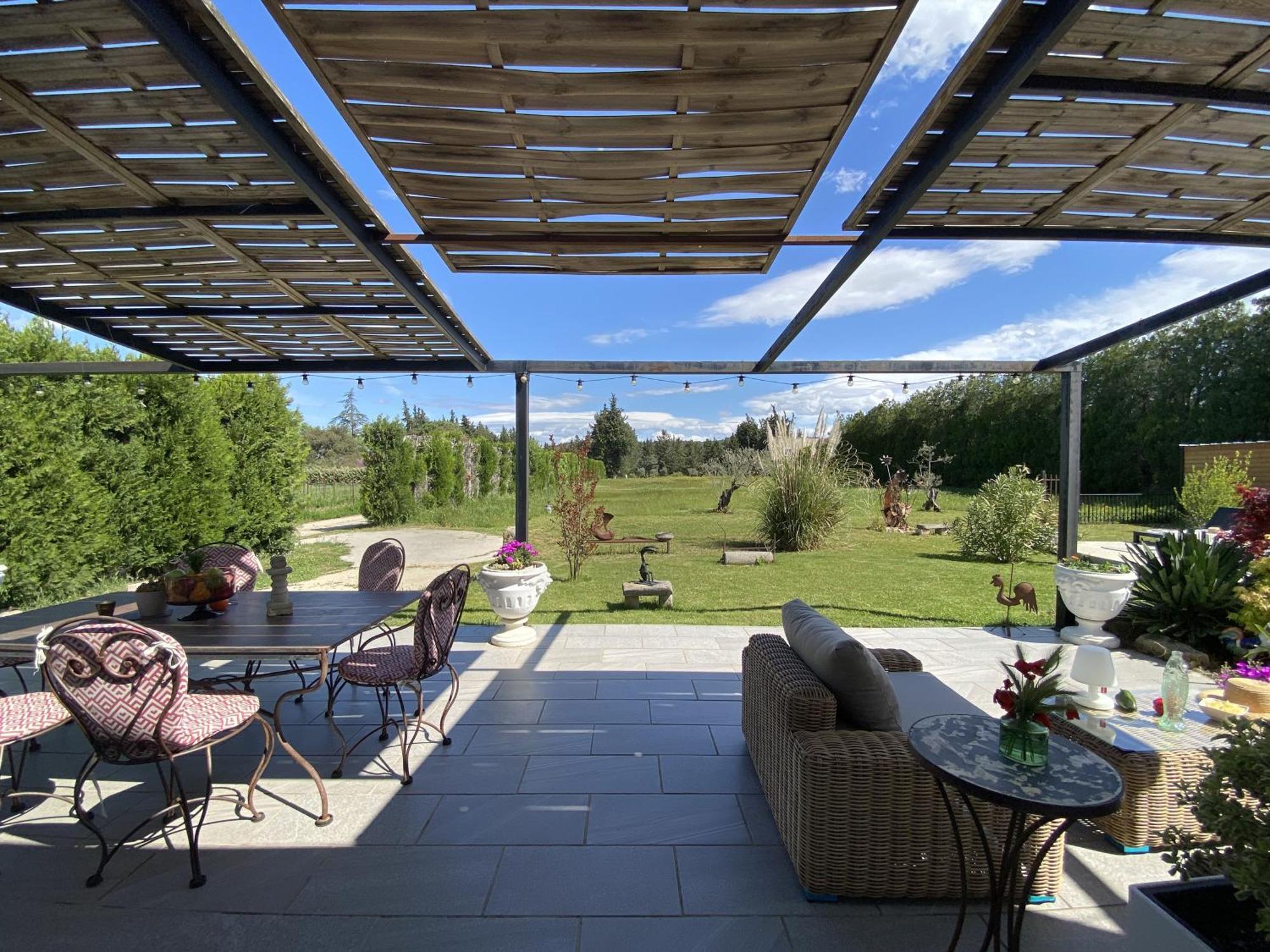 Le Galinie Chic'Art. Un Bel Atelier Avec Piscine Villa Carpentras Luaran gambar